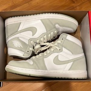 Nike Jordan 1 High Seafoam White